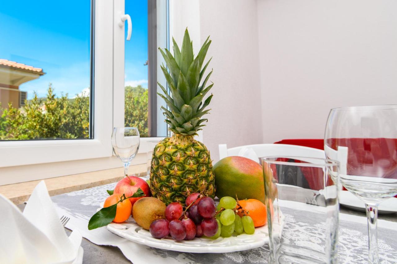 Apartman Paradiso Martinscica  Luaran gambar
